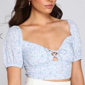 Windsor blue puff sleeve crop top